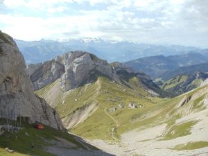 318765_2415659194860_7825732_n