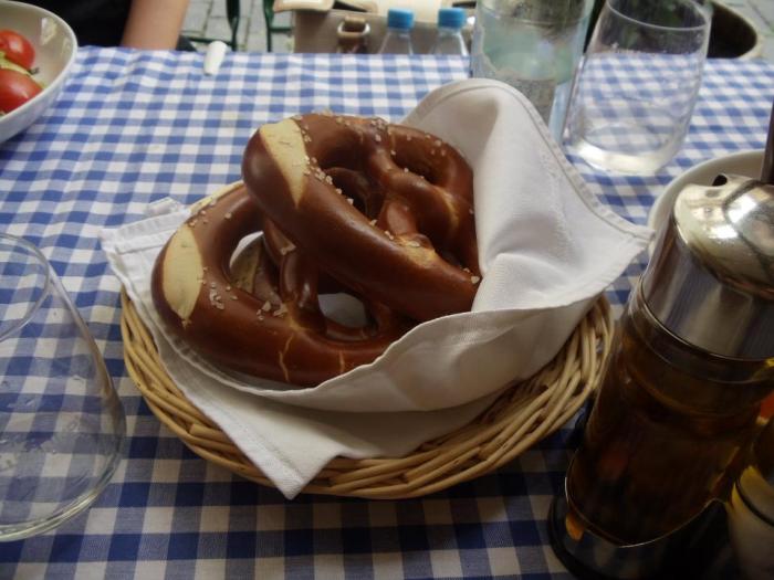 319019_2415488590595_8221693_n